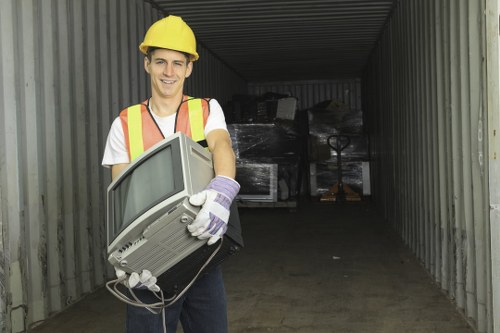 Step-by-step home clearance process in Hayes